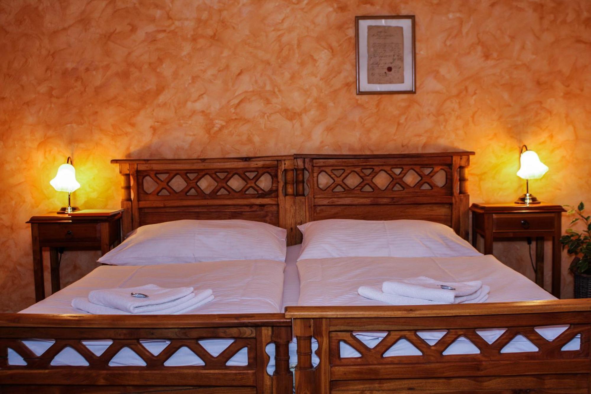 Terra Hotel Trinec Buitenkant foto