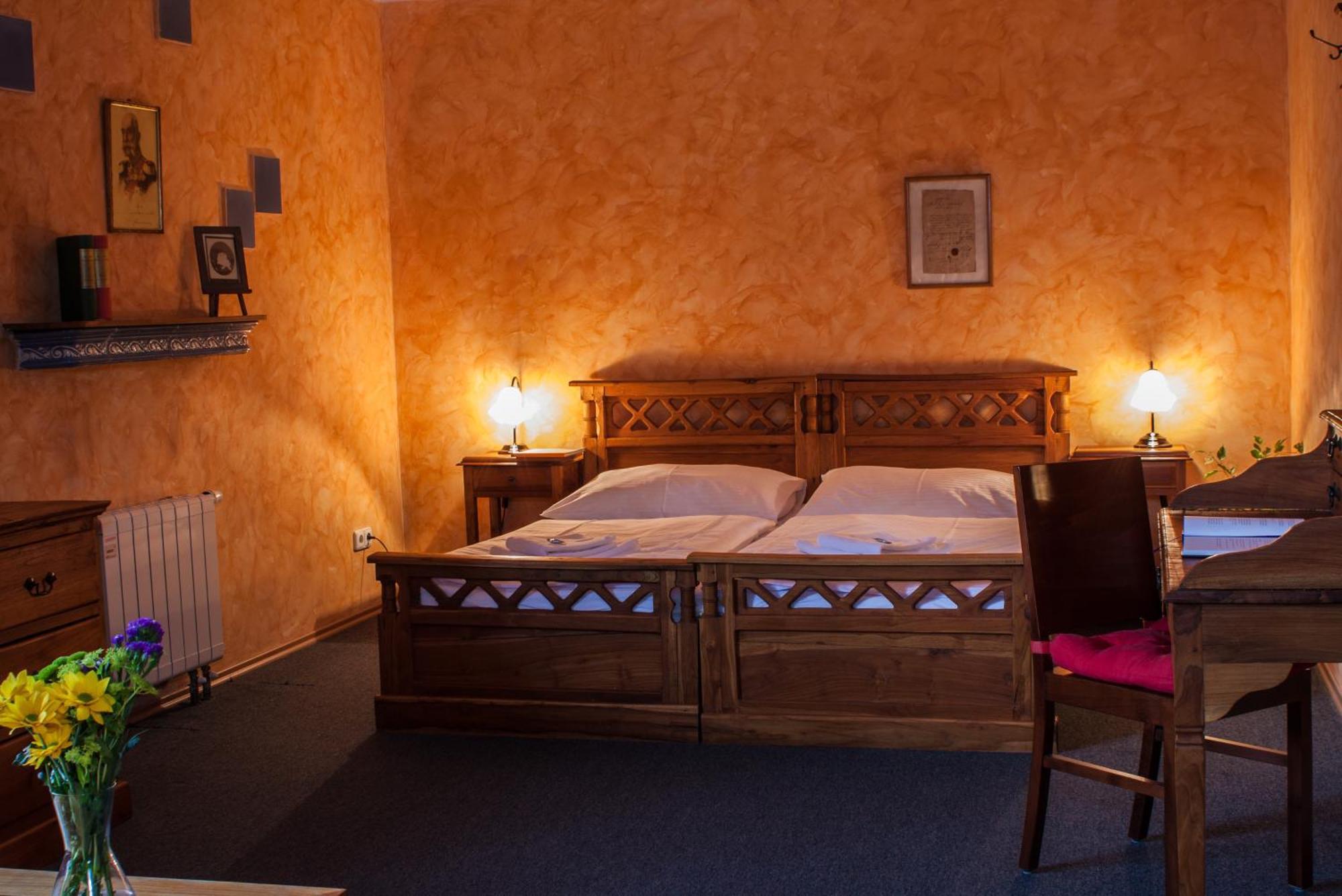 Terra Hotel Trinec Buitenkant foto